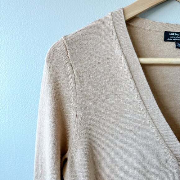 Lord & Taylor 100% Extra fine merino wool cardigan XXS tan beige - Picture 5 of 15